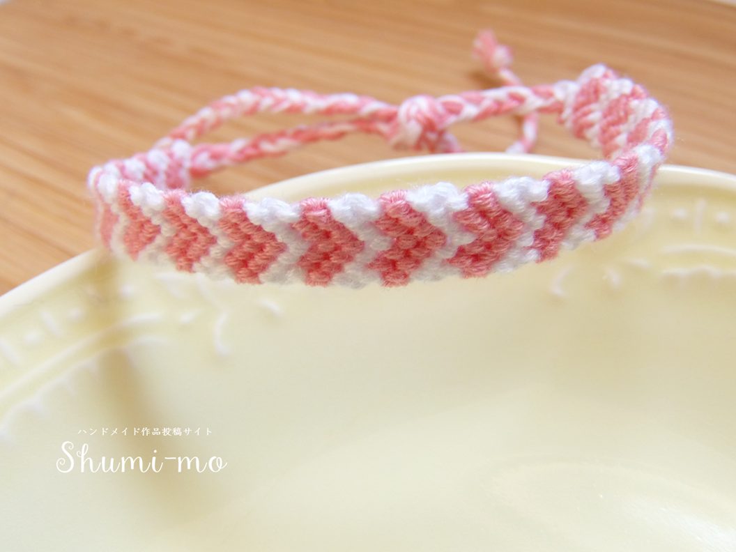 ハート模様のミサンガの編み方 | SHUMI-MOmagazine